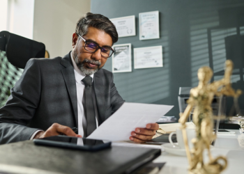 How Financial Records Can Strengthen a Criminal Defense Strategy